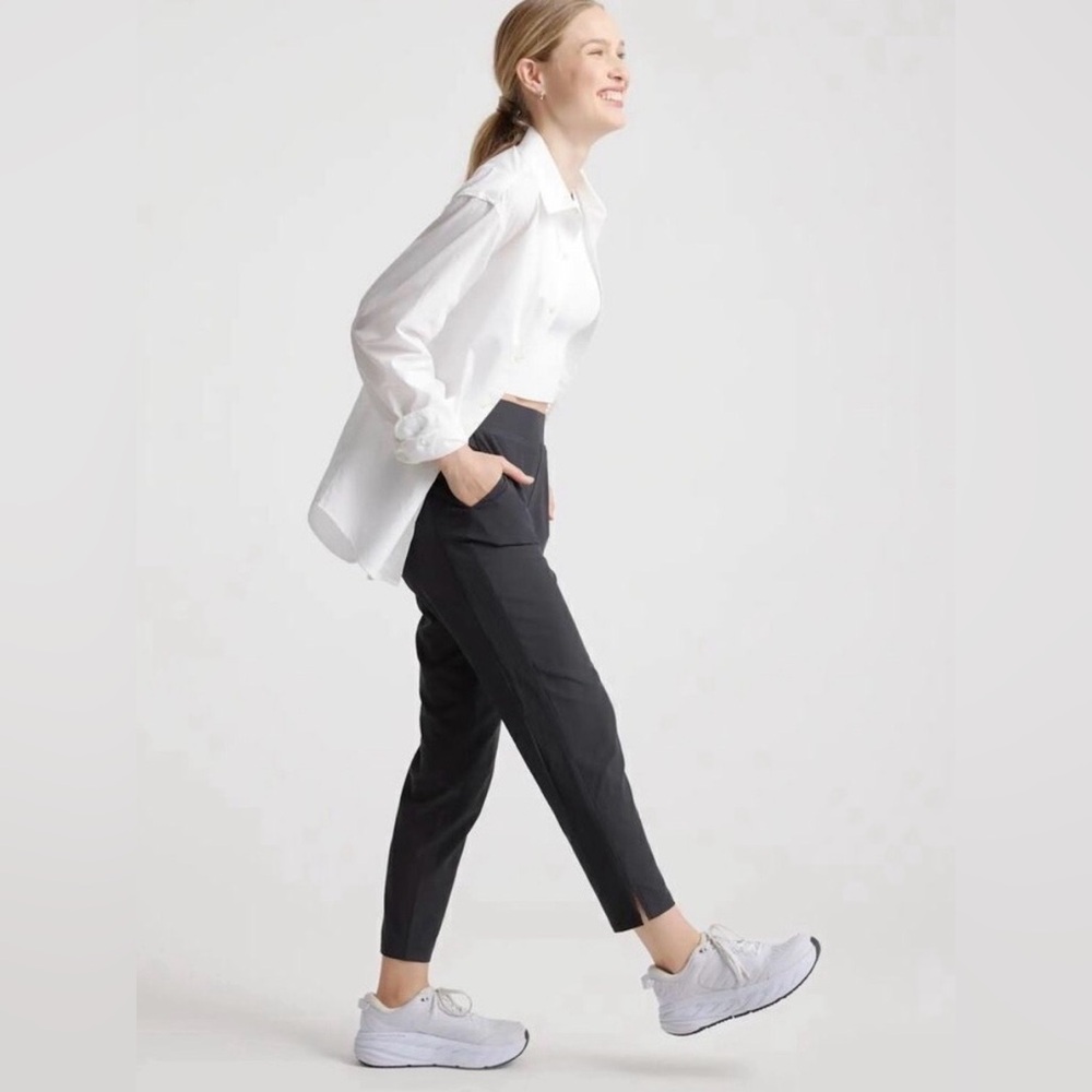 Quince Performance Tech Ankle Pant, Dark Grey, Women’s Medium .